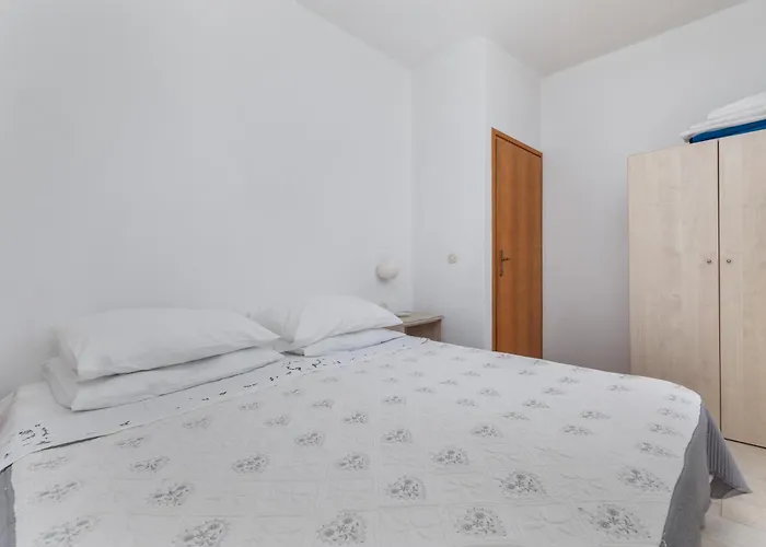 2670d Apartment *